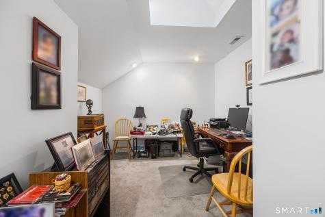 73 Summerfield Gardens Shelton CT 06484