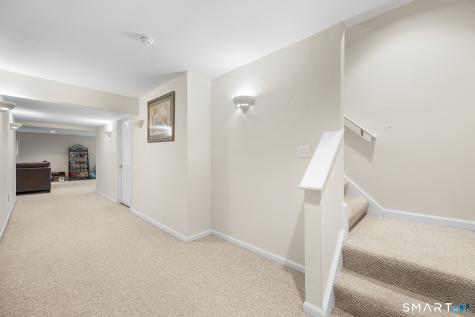 73 Summerfield Gardens Shelton CT 06484