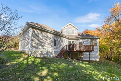 73 Summerfield Gardens Shelton CT 06484