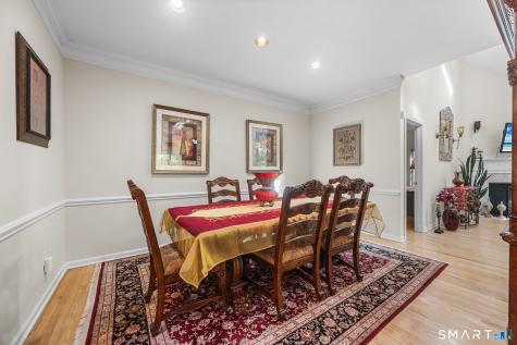73 Summerfield Gardens Shelton CT 06484