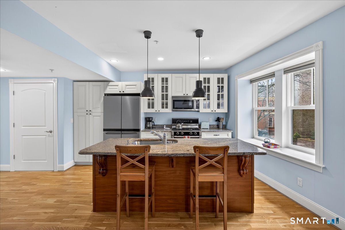 629 Chapel Street New Haven CT 06511