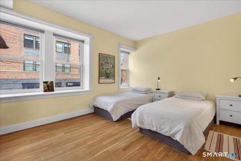 629 Chapel Street New Haven CT 06511