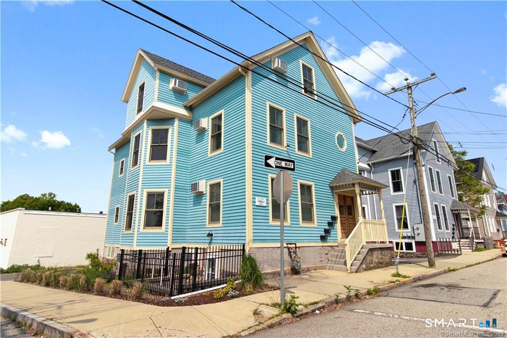 2 Coit Street New London CT 06320