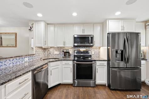 27 Rising Trail Court Middletown CT 06457