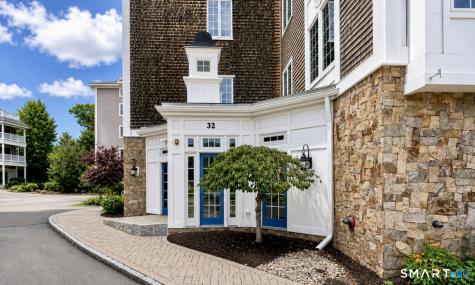 32 Shipyard Lane Milford CT 06460