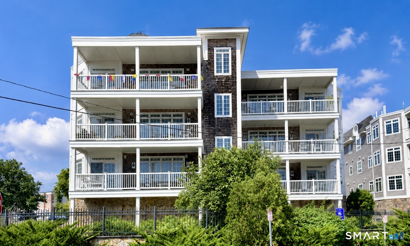32 Shipyard Lane Milford CT 06460