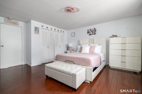 58 Patricia Road Bridgeport CT 06606