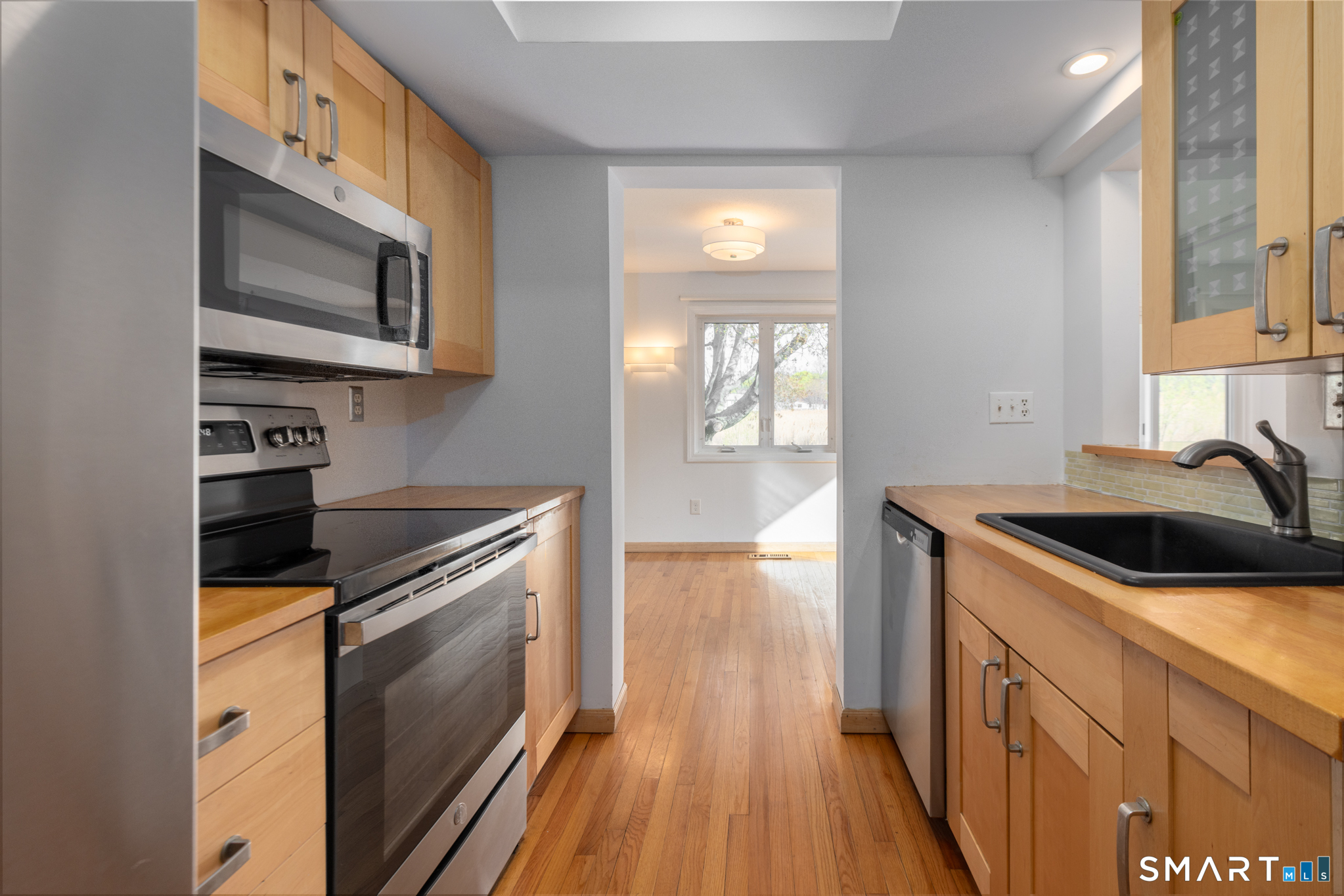108 Sandpiper Crescent Milford CT 06460