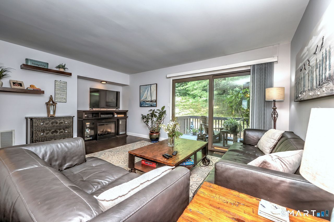 196 New Haven Avenue Derby CT 06418