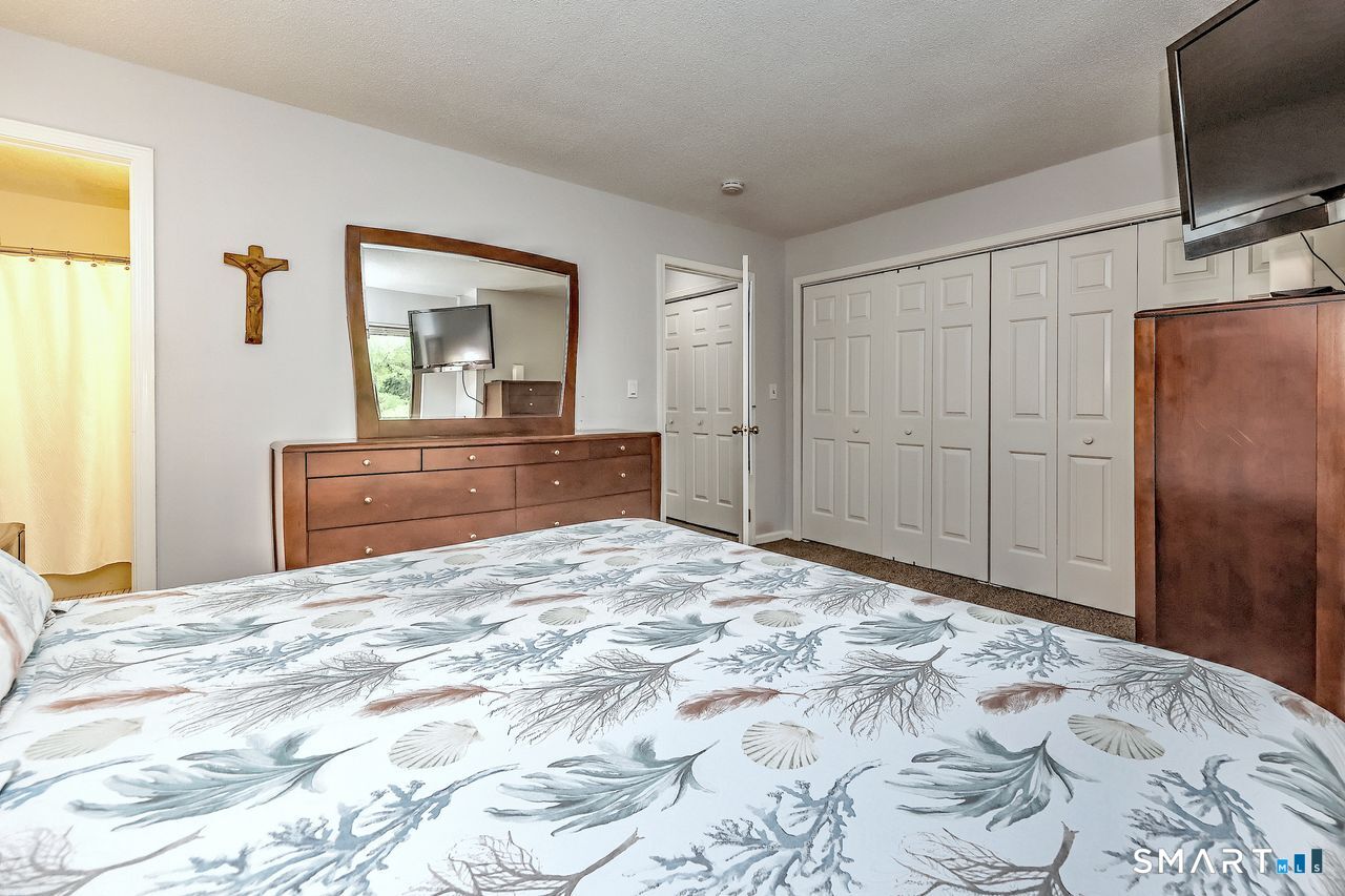 196 New Haven Avenue Derby CT 06418