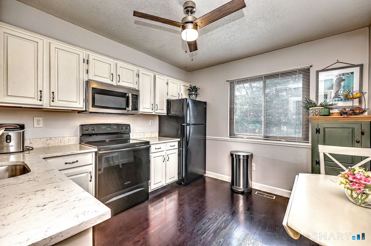196 New Haven Avenue Derby CT 06418