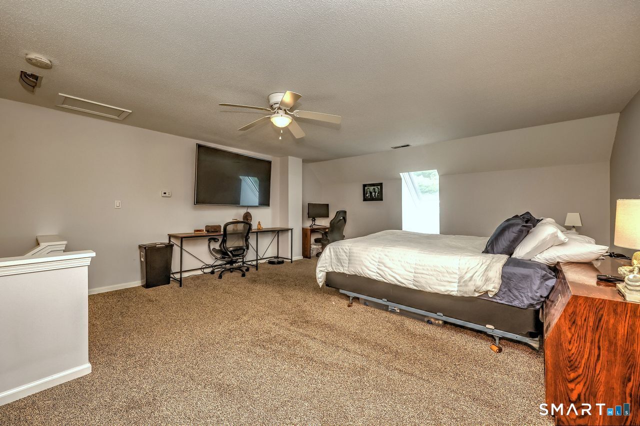 196 New Haven Avenue Derby CT 06418