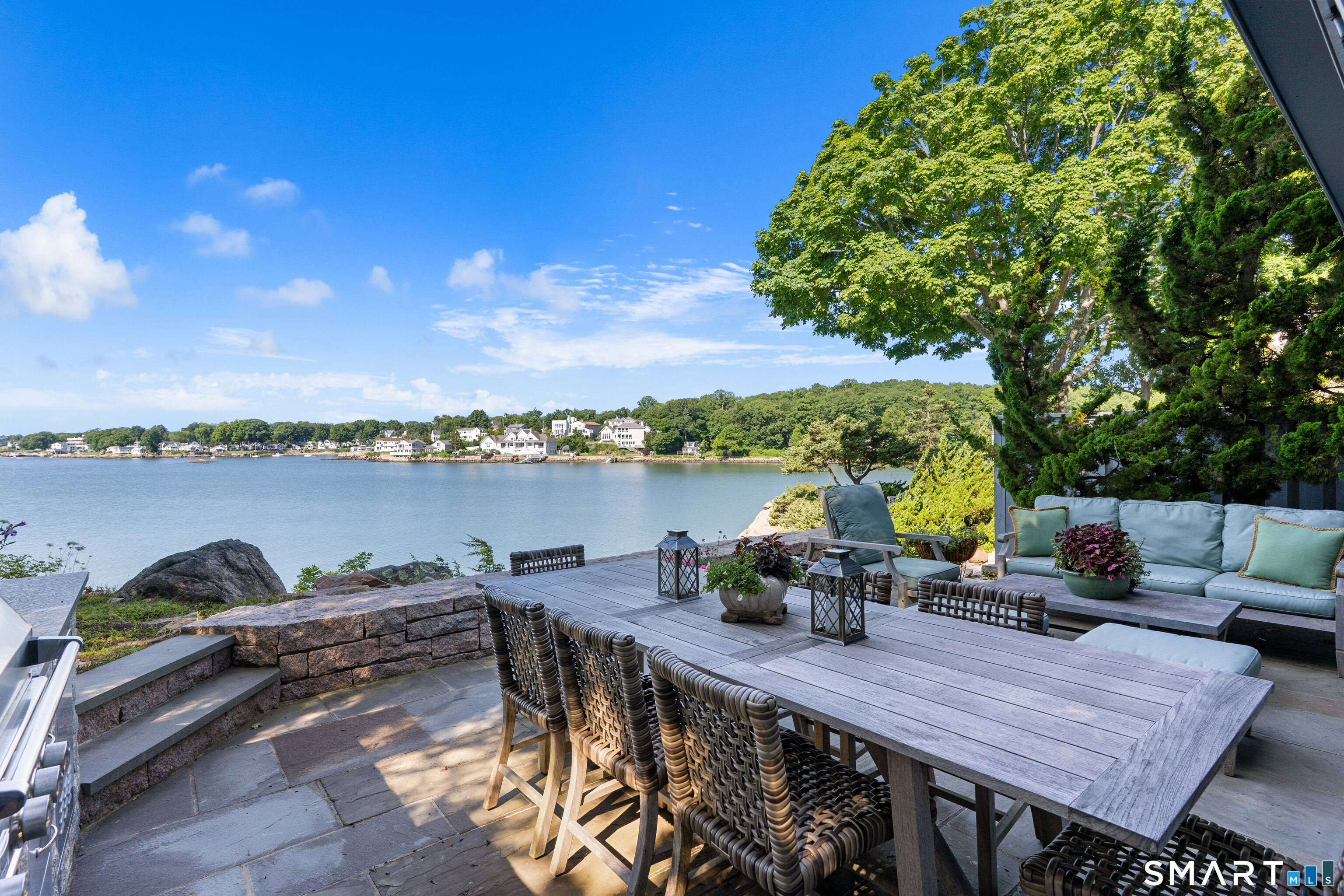 39 Castle Rock Street Branford CT 06405