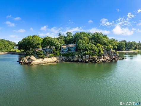 39 Castle Rock Street Branford CT 06405