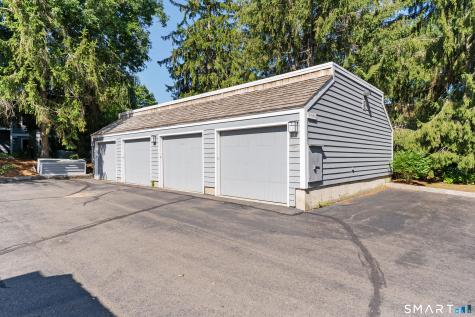 39 Castle Rock Street Branford CT 06405
