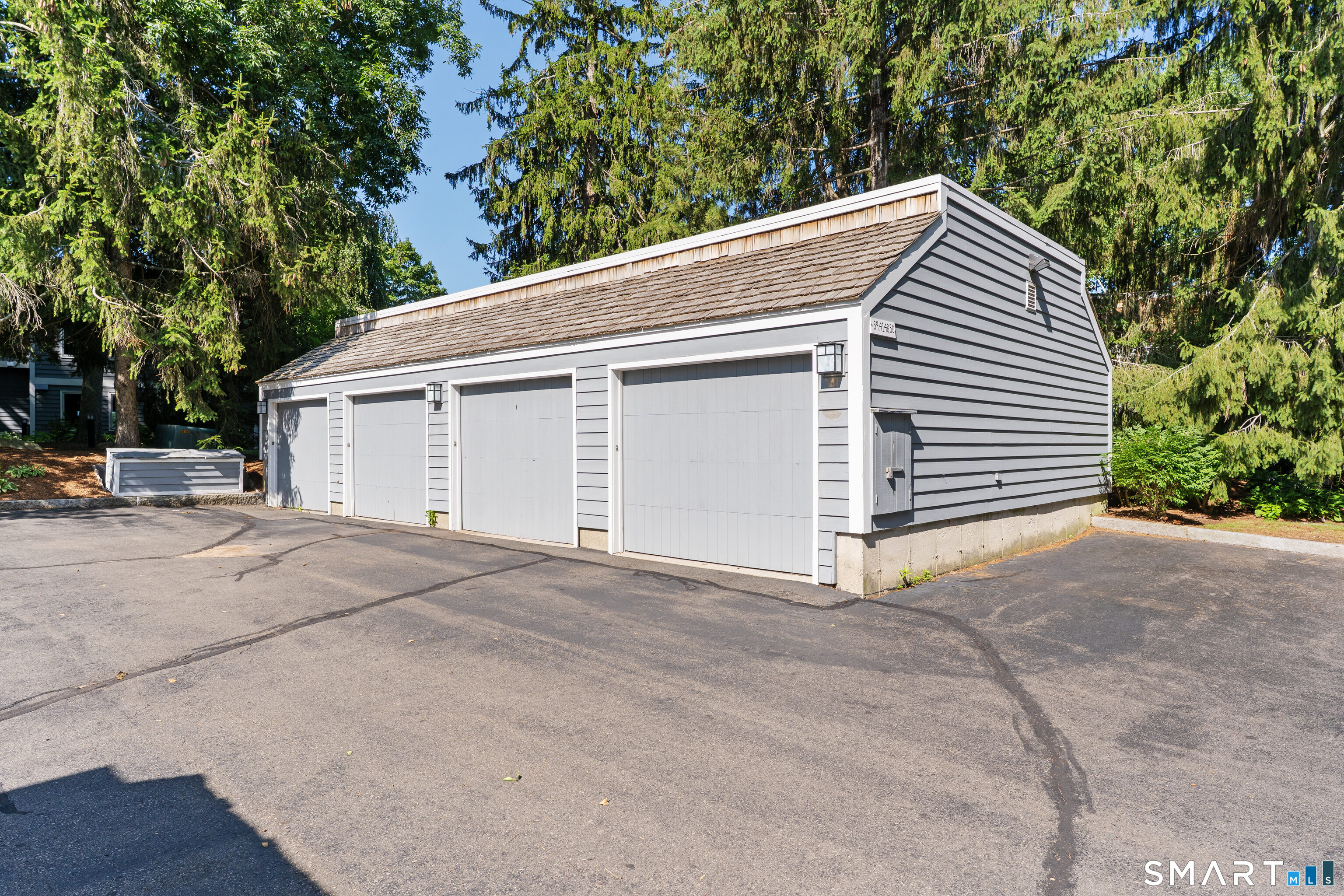 39 Castle Rock Street Branford CT 06405