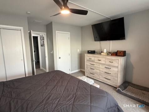 111 Harbour Close New Haven CT 06405