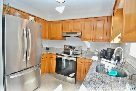 109 Greens Loop Cheshire CT 06410