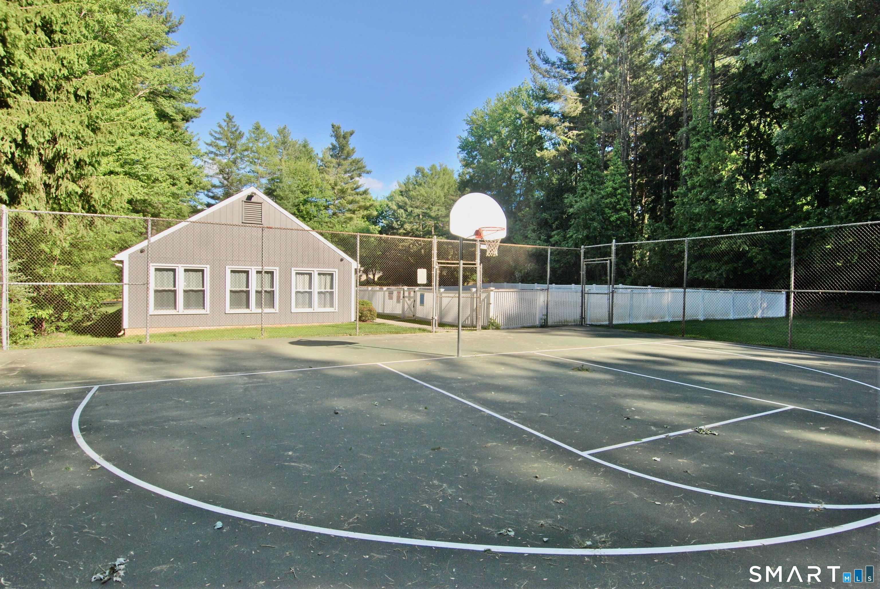109 Greens Loop Cheshire CT 06410