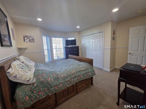 604 Sienna Drive Danbury CT 06810