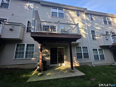 604 Sienna Drive Danbury CT 06810