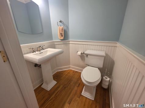 604 Sienna Drive Danbury CT 06810