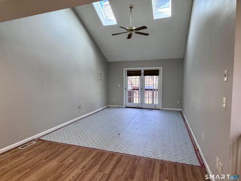10 Dibble Hollow Lane Windsor Locks CT 06096