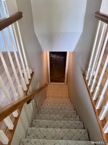 10 Dibble Hollow Lane Windsor Locks CT 06096