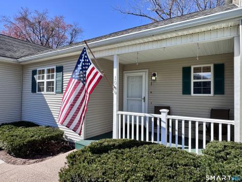 10 Dibble Hollow Lane Windsor Locks CT 06096