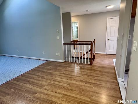 10 Dibble Hollow Lane Windsor Locks CT 06096