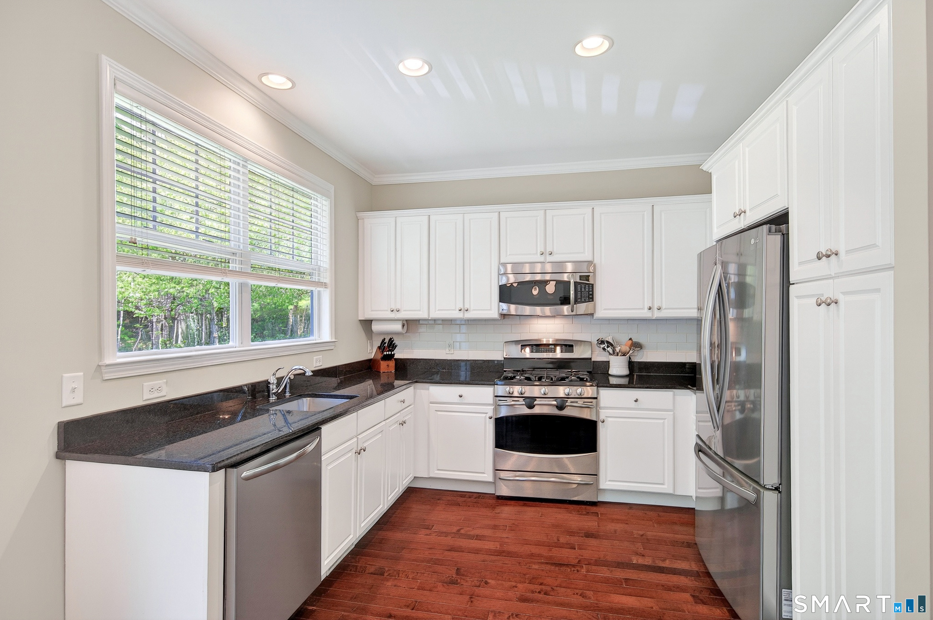22 Caldwell Terrace Danbury CT 06810