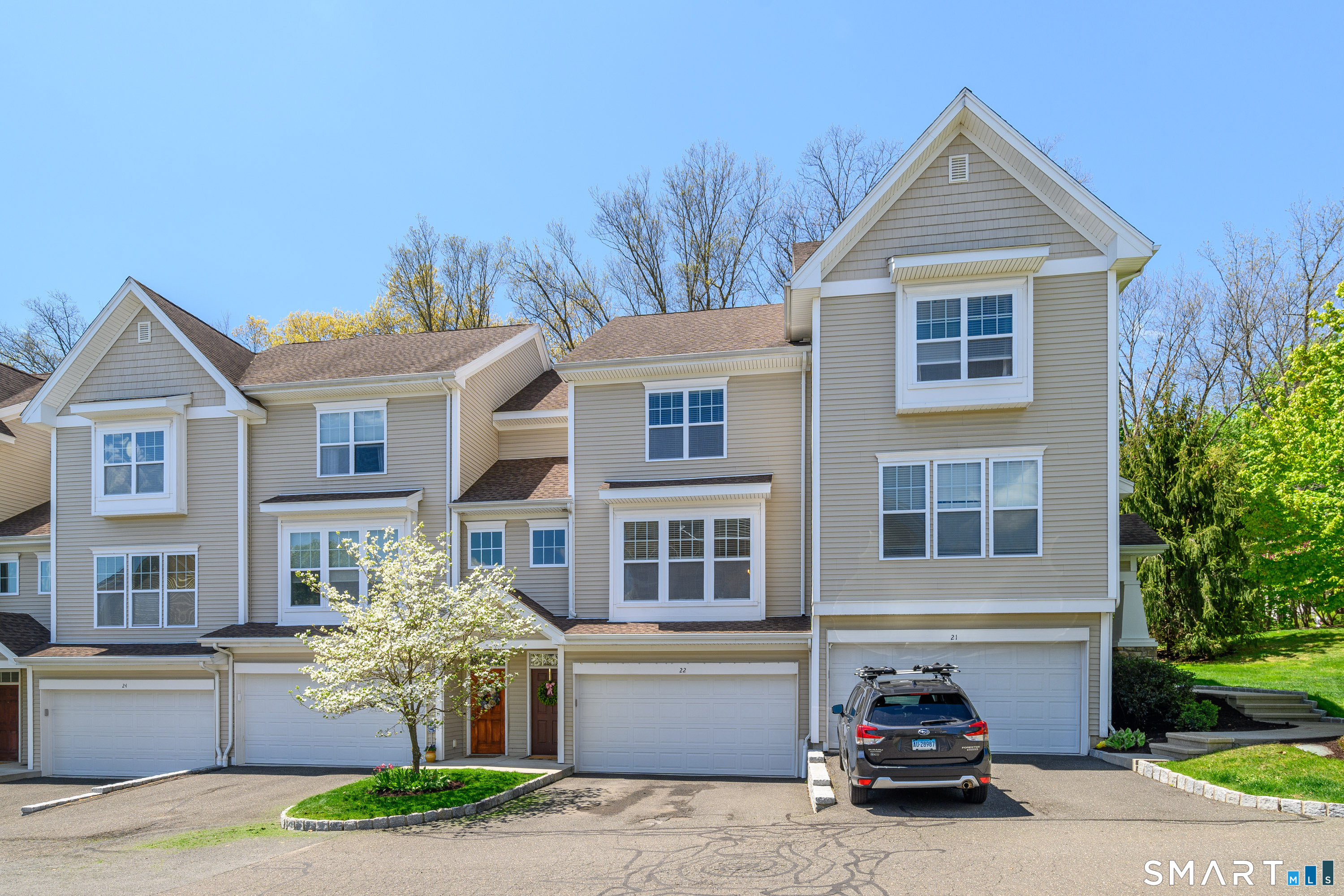 22 Caldwell Terrace Danbury CT 06810