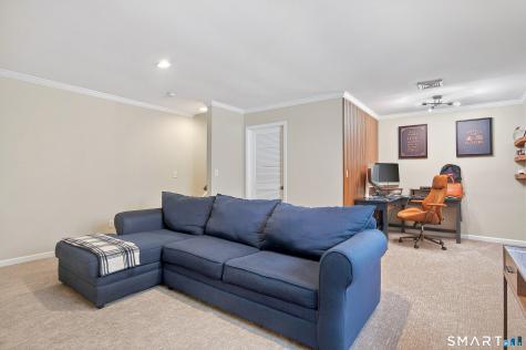 22 Caldwell Terrace Danbury CT 06810