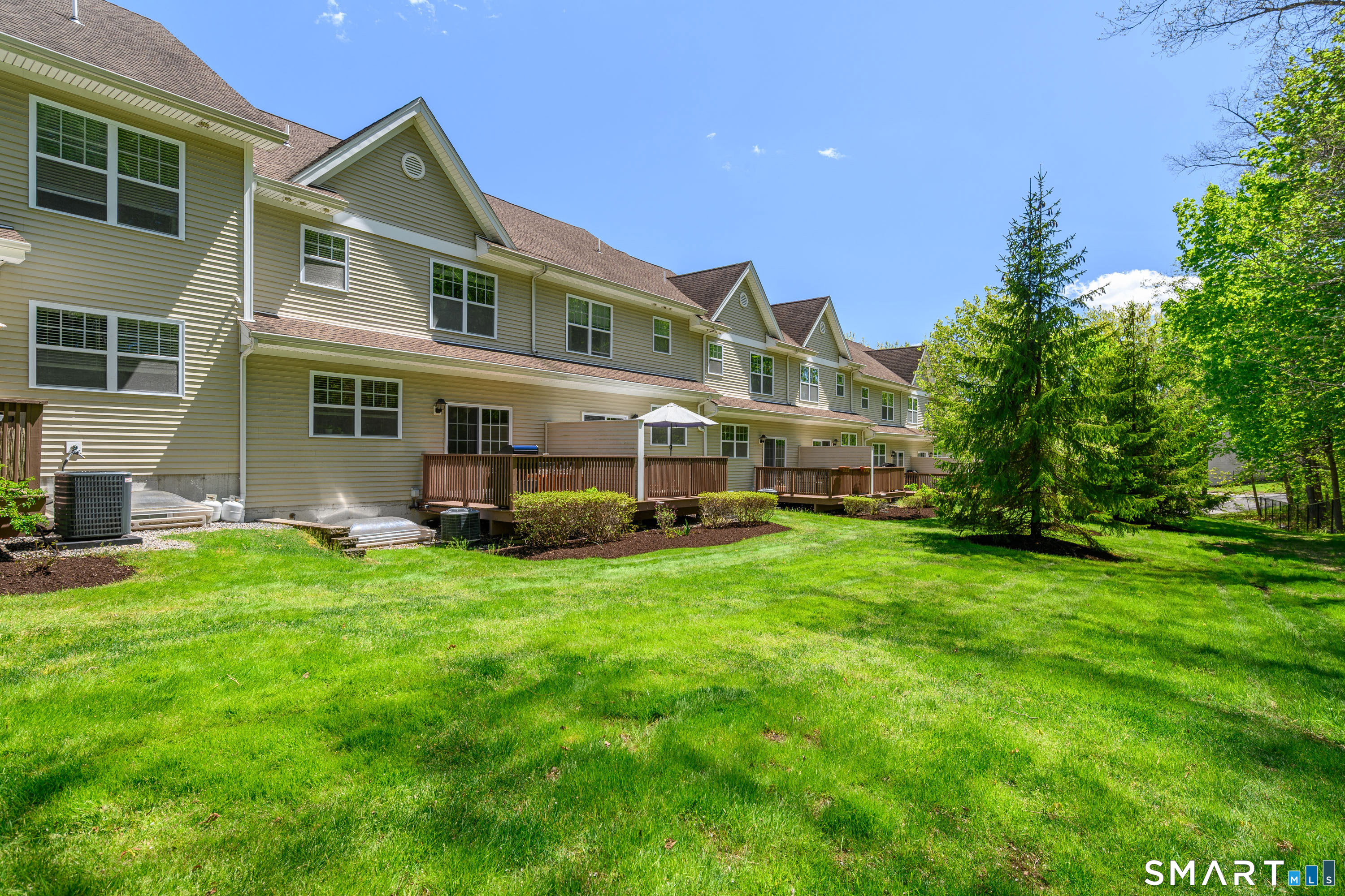 22 Caldwell Terrace Danbury CT 06810