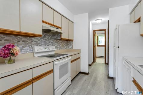 18 Twin Oaks New Milford CT 06776