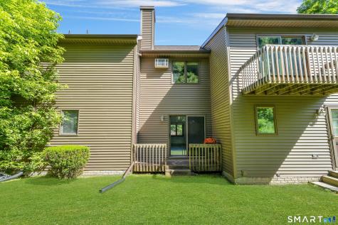 18 Twin Oaks New Milford CT 06776