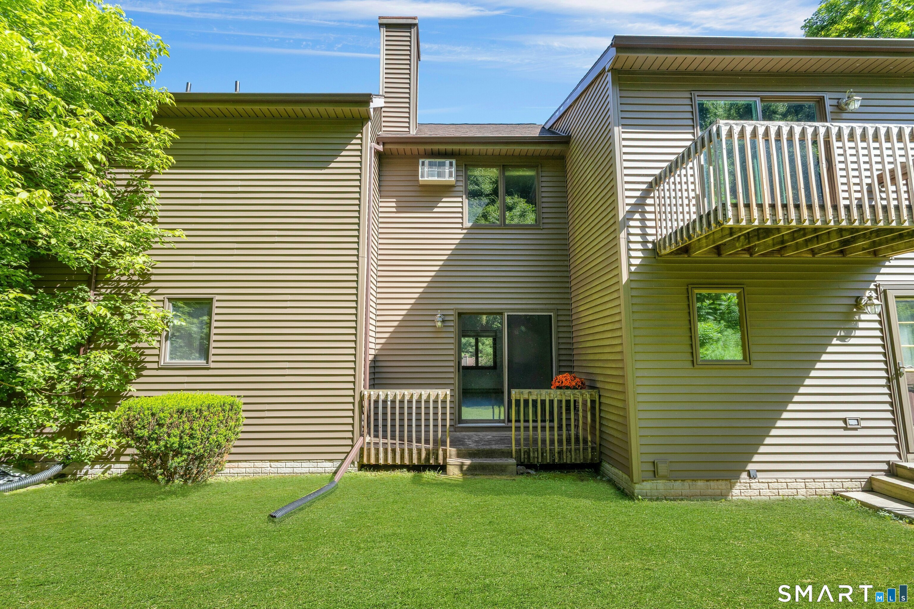 18 Twin Oaks New Milford CT 06776