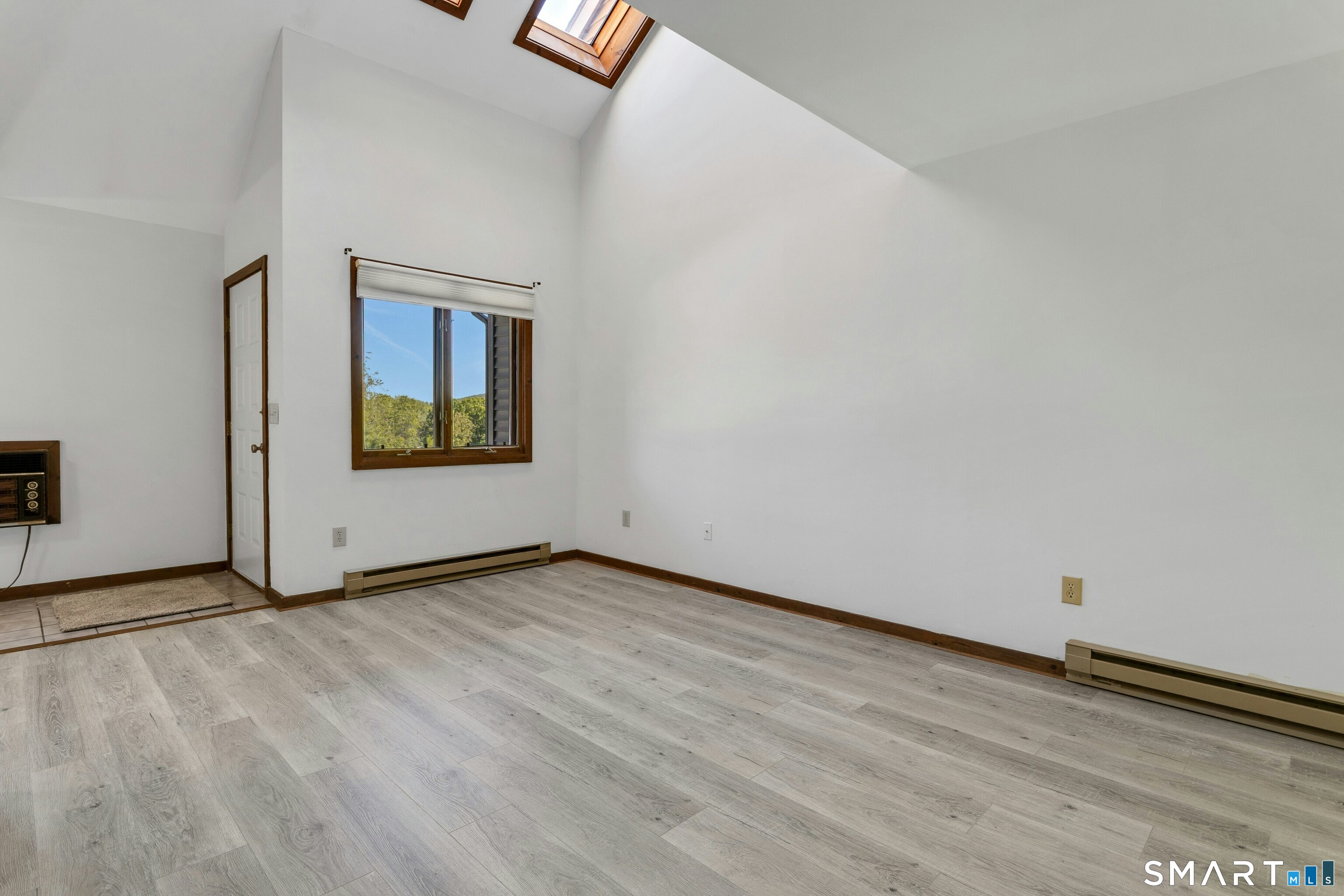 18 Twin Oaks New Milford CT 06776