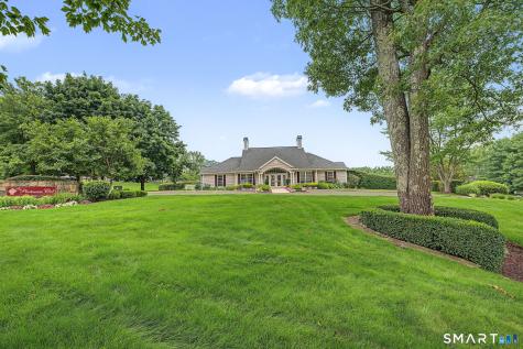 2005 Heartwood Lane Danbury CT 06811