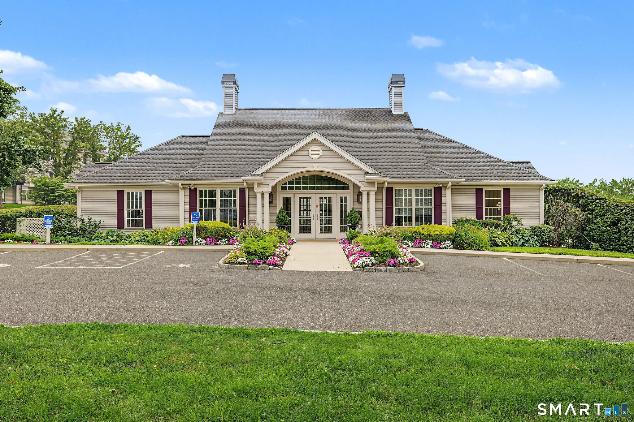 2005 Heartwood Lane Danbury CT 06811