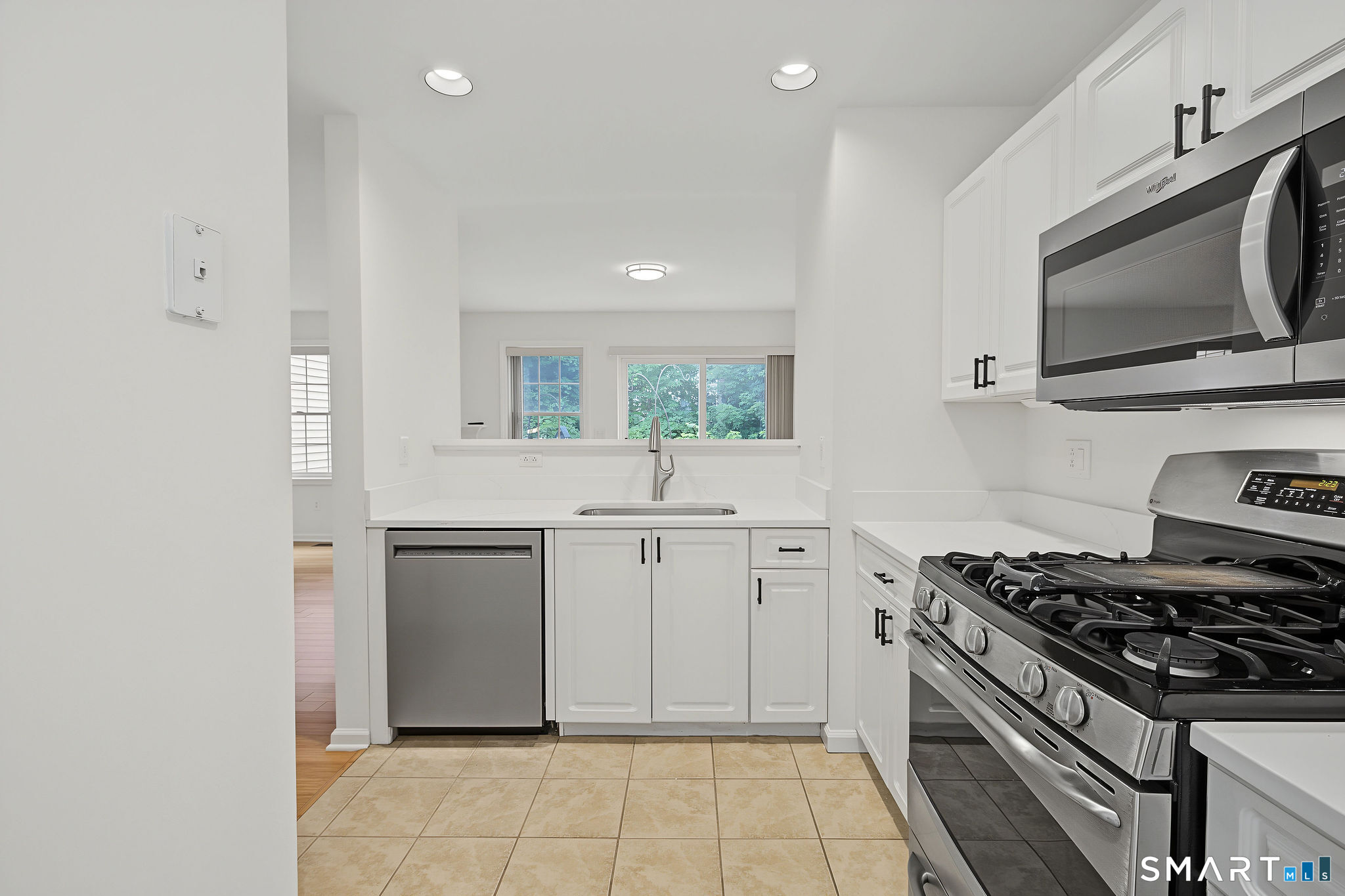 2005 Heartwood Lane Danbury CT 06811