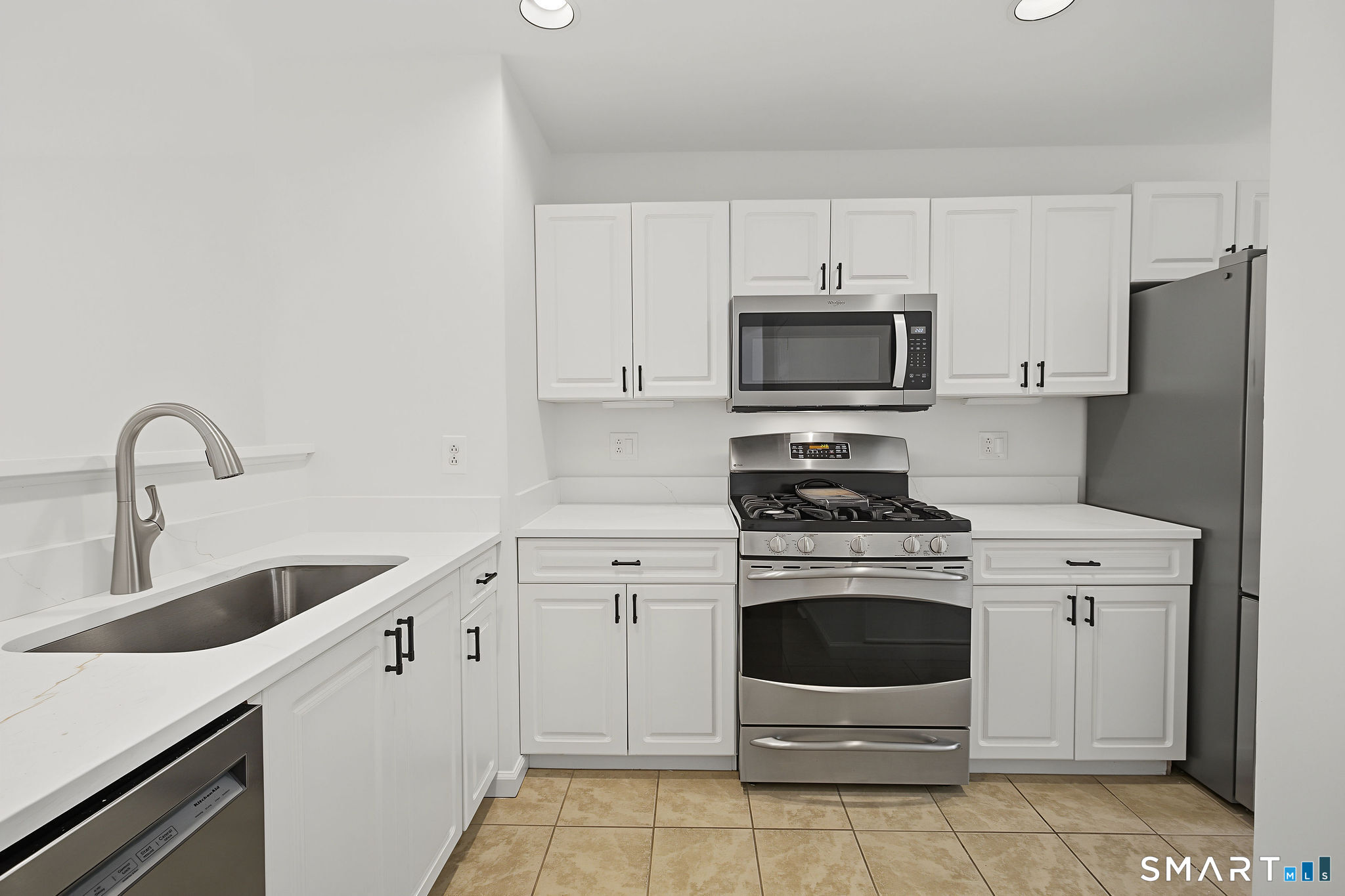 2005 Heartwood Lane Danbury CT 06811