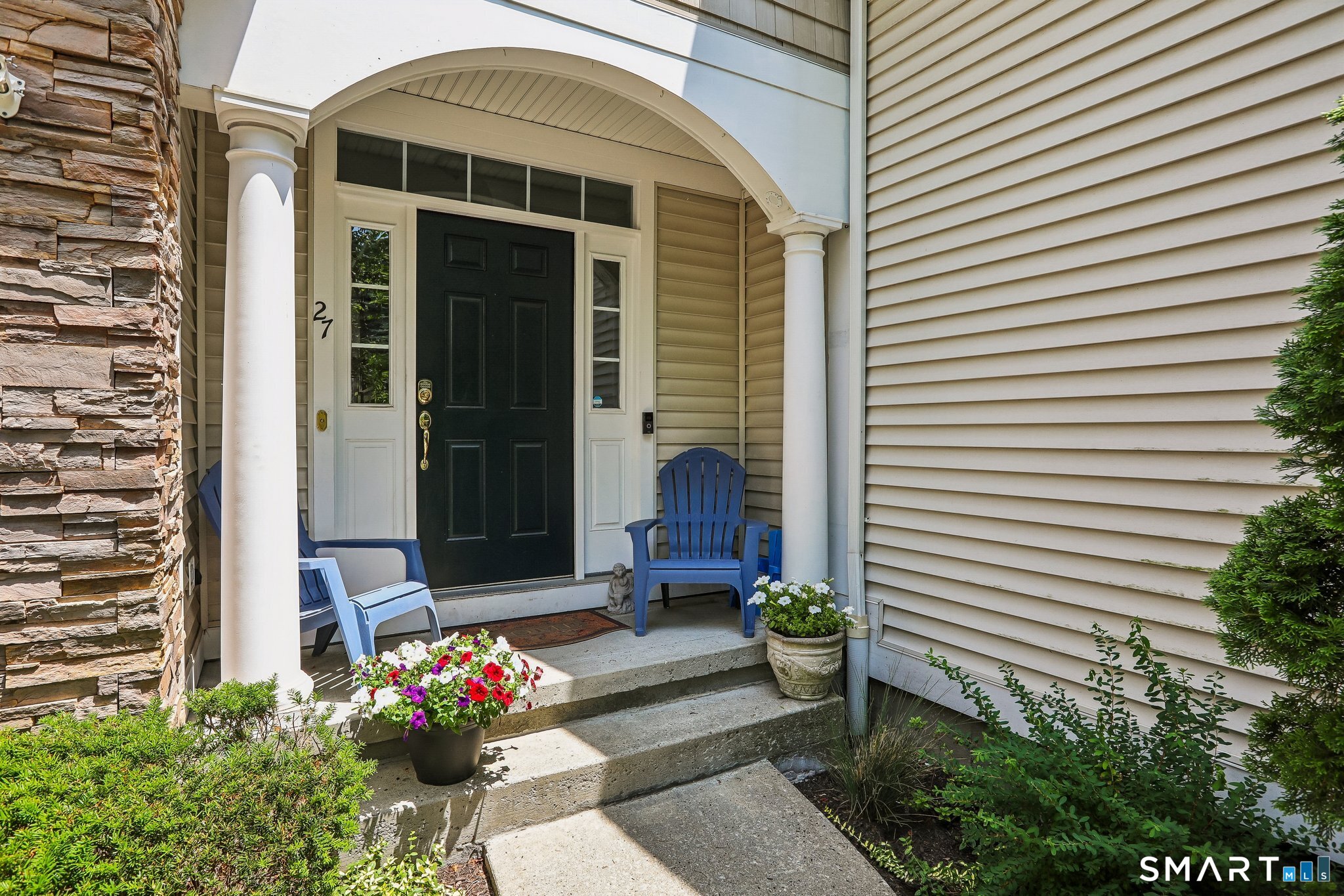 27 Maura Lane Danbury CT 06811