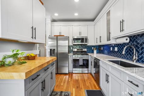 27 Maura Lane Danbury CT 06811