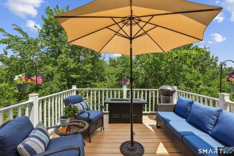 27 Maura Lane Danbury CT 06811