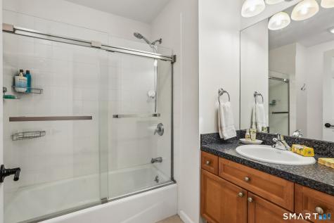 27 Maura Lane Danbury CT 06811