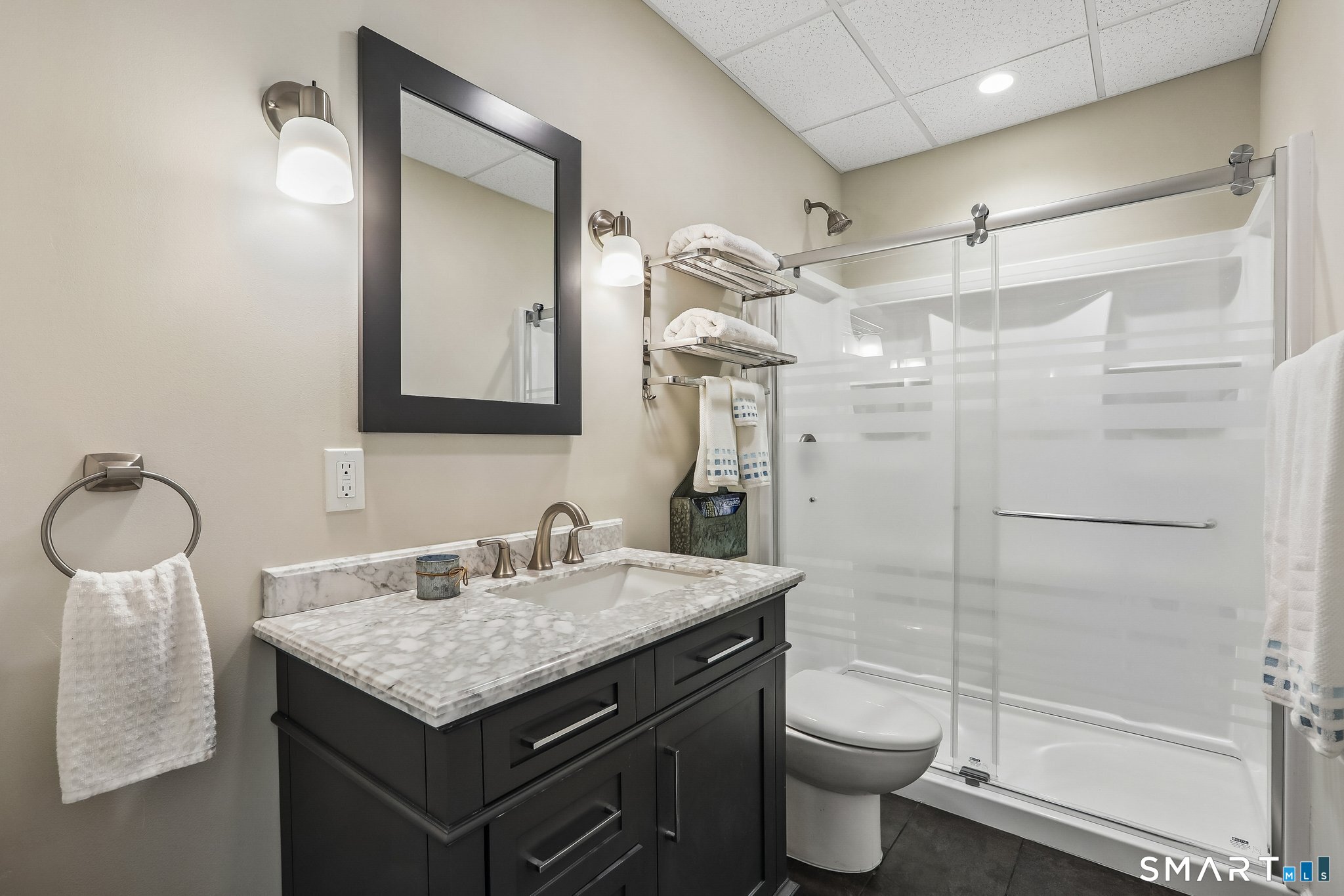 27 Maura Lane Danbury CT 06811