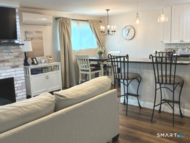 84 Mohawk Trail Guilford CT 06437