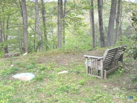 84 Mohawk Trail Guilford CT 06437