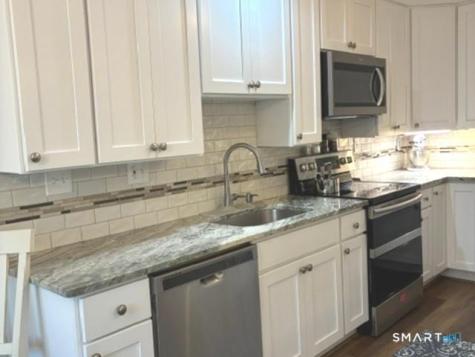 84 Mohawk Trail Guilford CT 06437